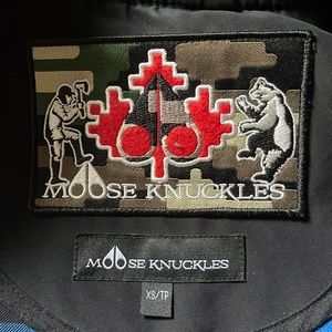 Moose knuckles jacket (authentic)